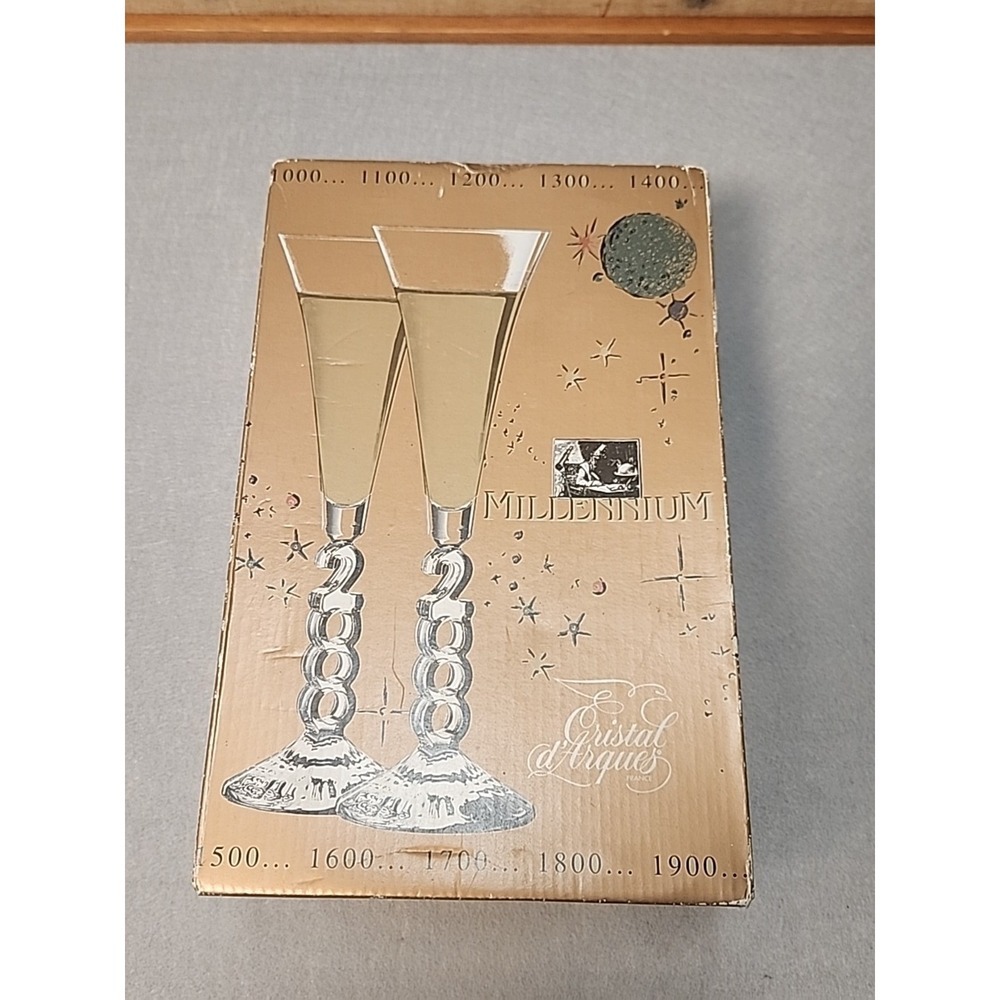 New Years MILLENNIUM CHAMPAGNE FLUTE GLASSES 2000 New in Box - France pair